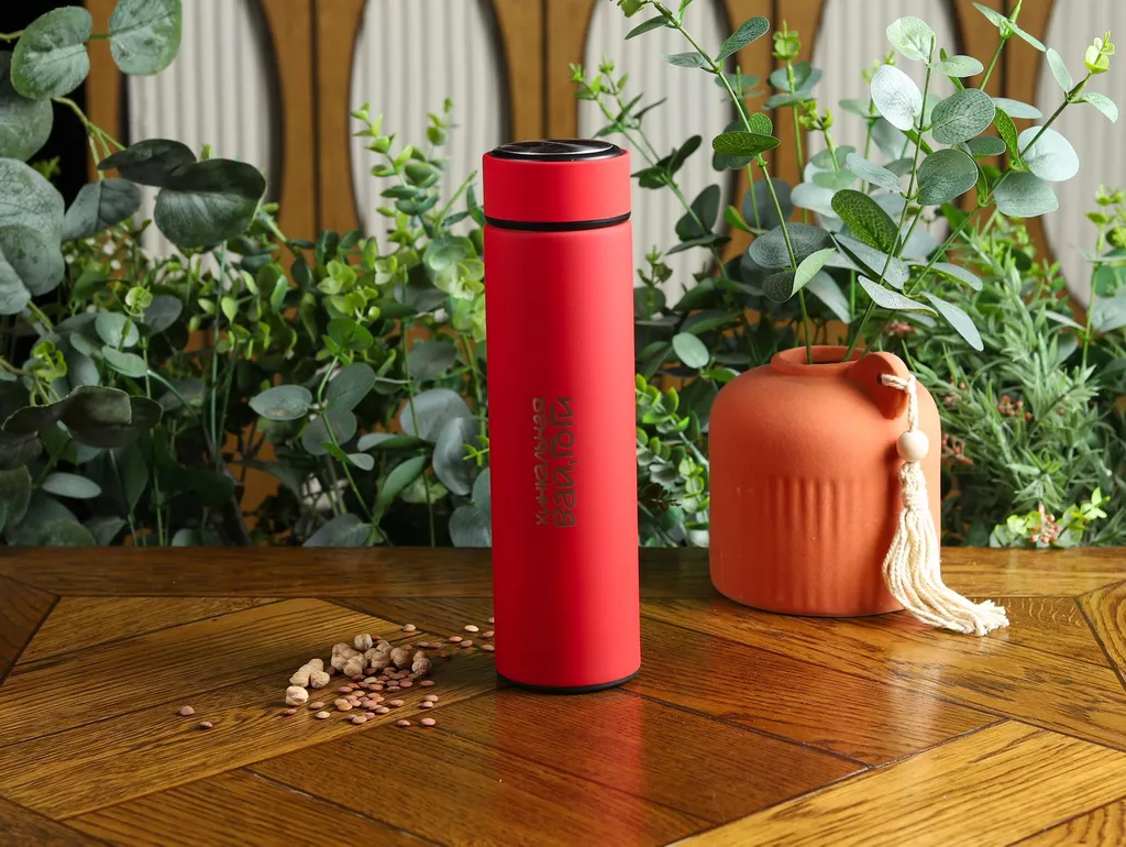 Термос красный