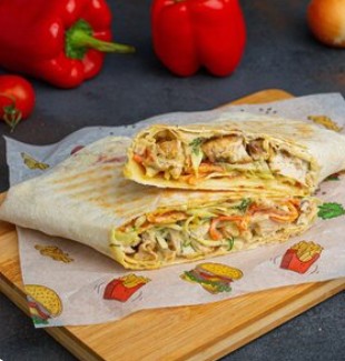 Мини-шаурма с курицей в обычном лаваше