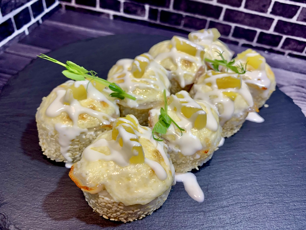 Ролл запеченный «Курица с ананасом»