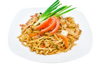 УДОН С КУРИЦЕЙ В ОСТРОМ ТАЙСКОМ СОУСЕ