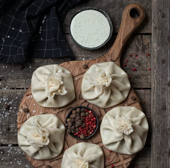Хинкали с сыром и зеленью