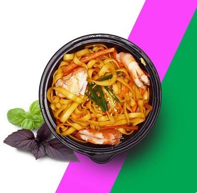 Wok с креветками и овощами