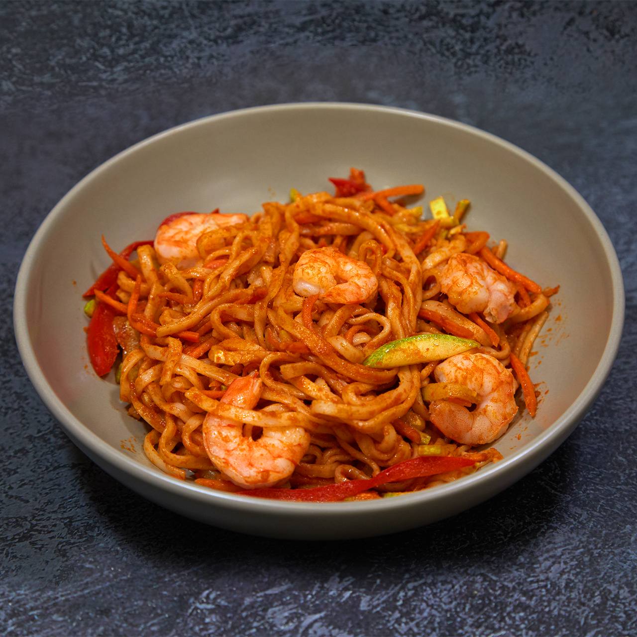 Удон с тигровой креветкой в соусе Том ям