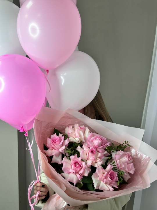 Комбо с букет роз+ шары