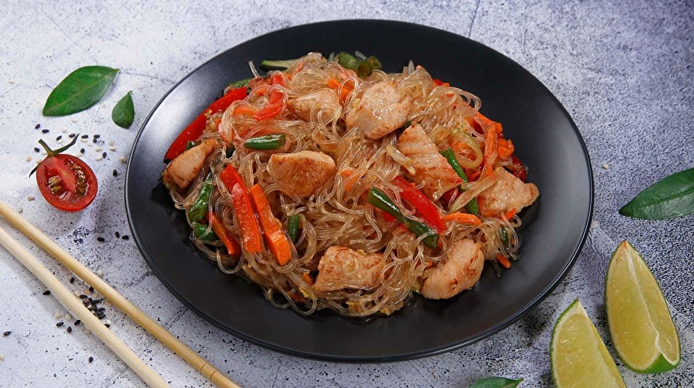 Фунчоза с курицей