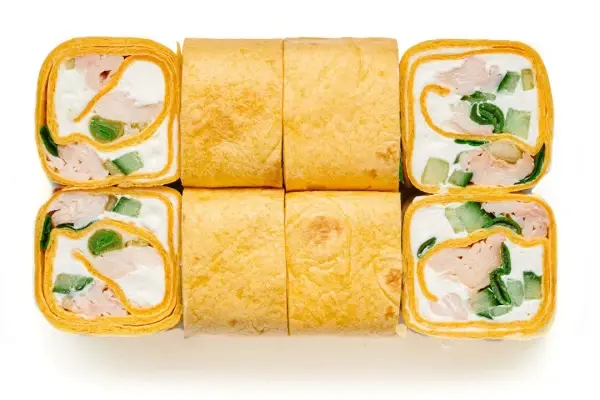 Тортилья с курицей Чикен-ролл