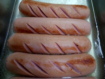 Сосиска на гриле