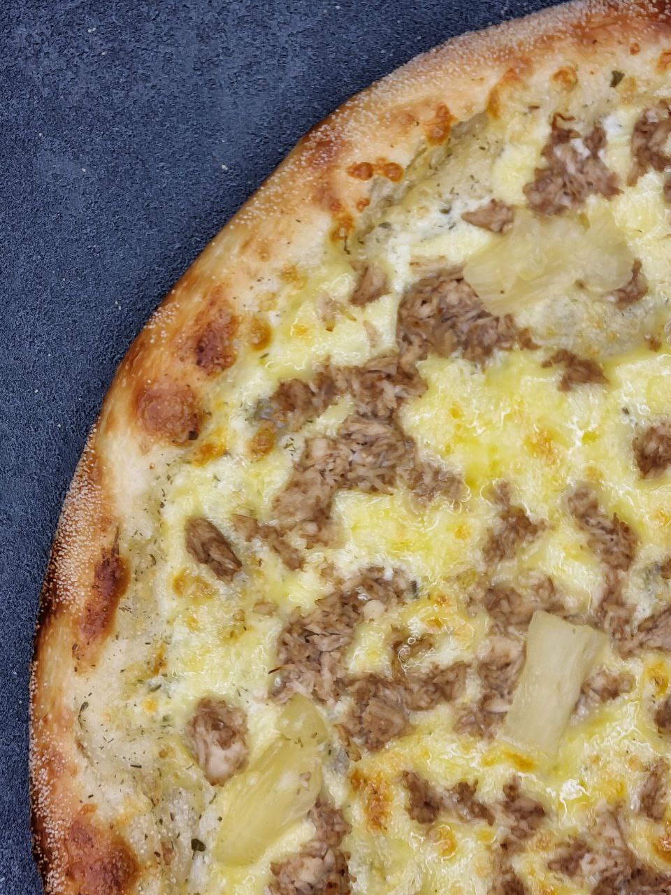 Курица с ананасами