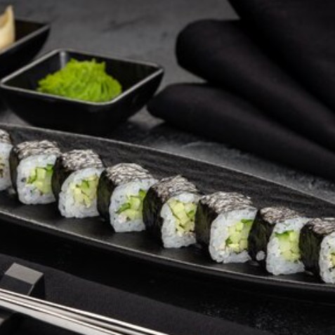 Маки с огурцом