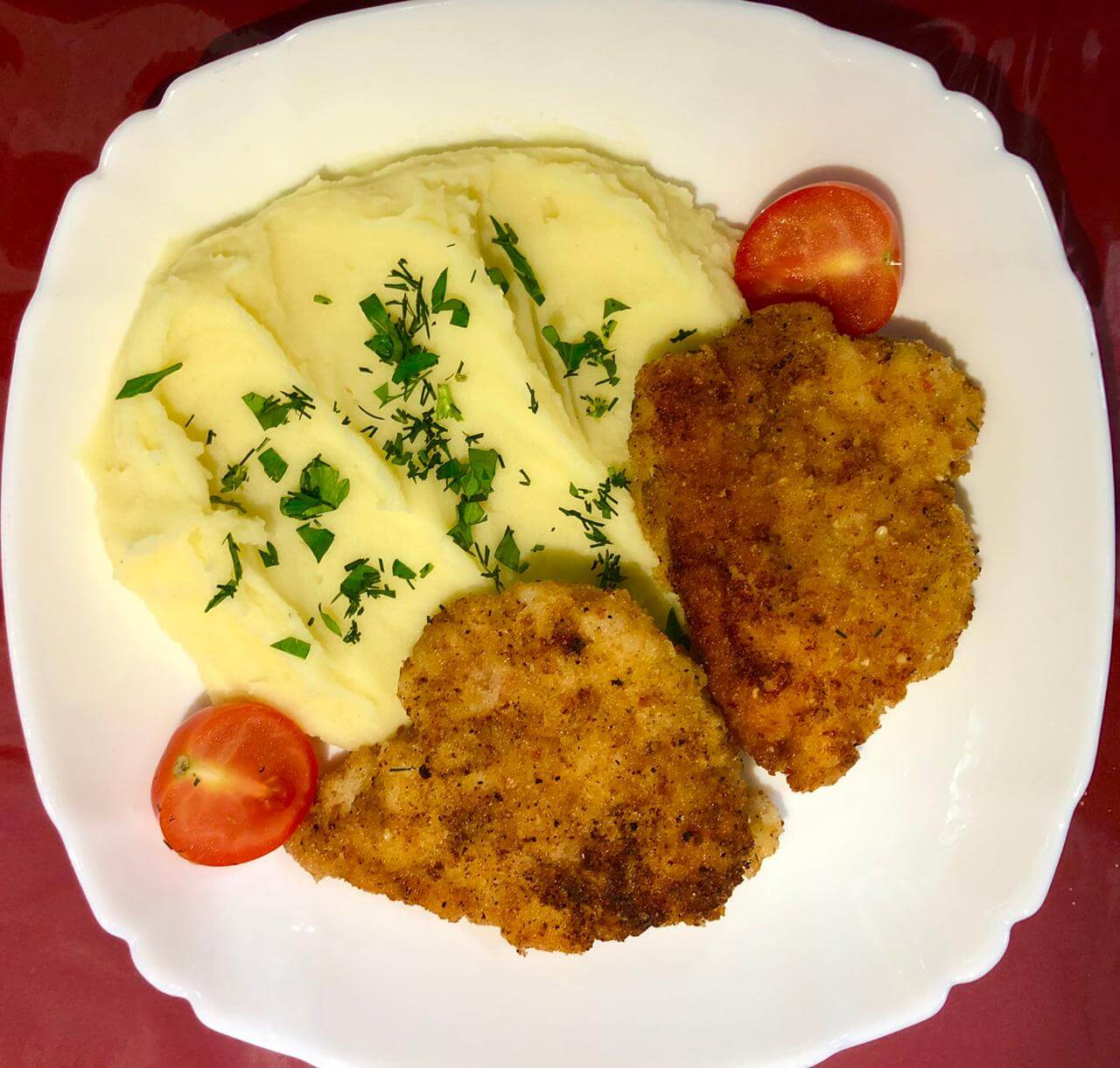 Отбивные с картофельным пюре (куриные)
