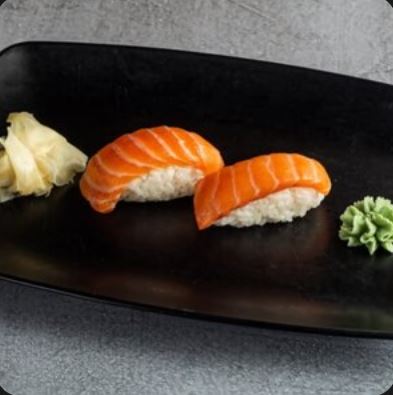 Нигири из лосося