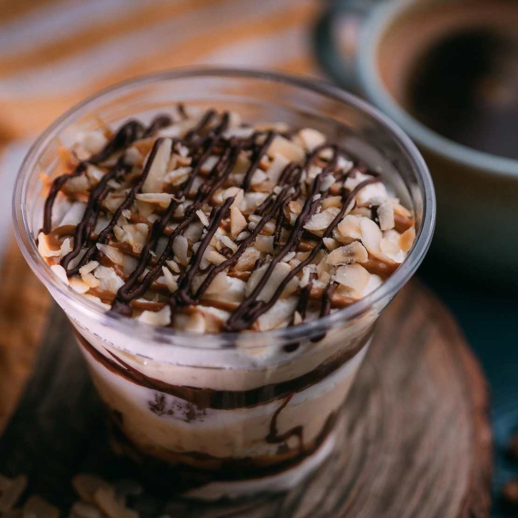 Трайфл Сникерс