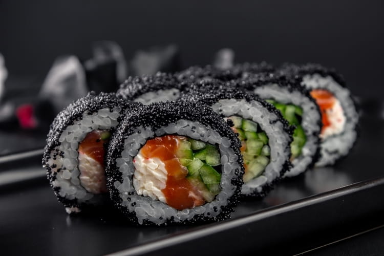 Black с крабом и лососем