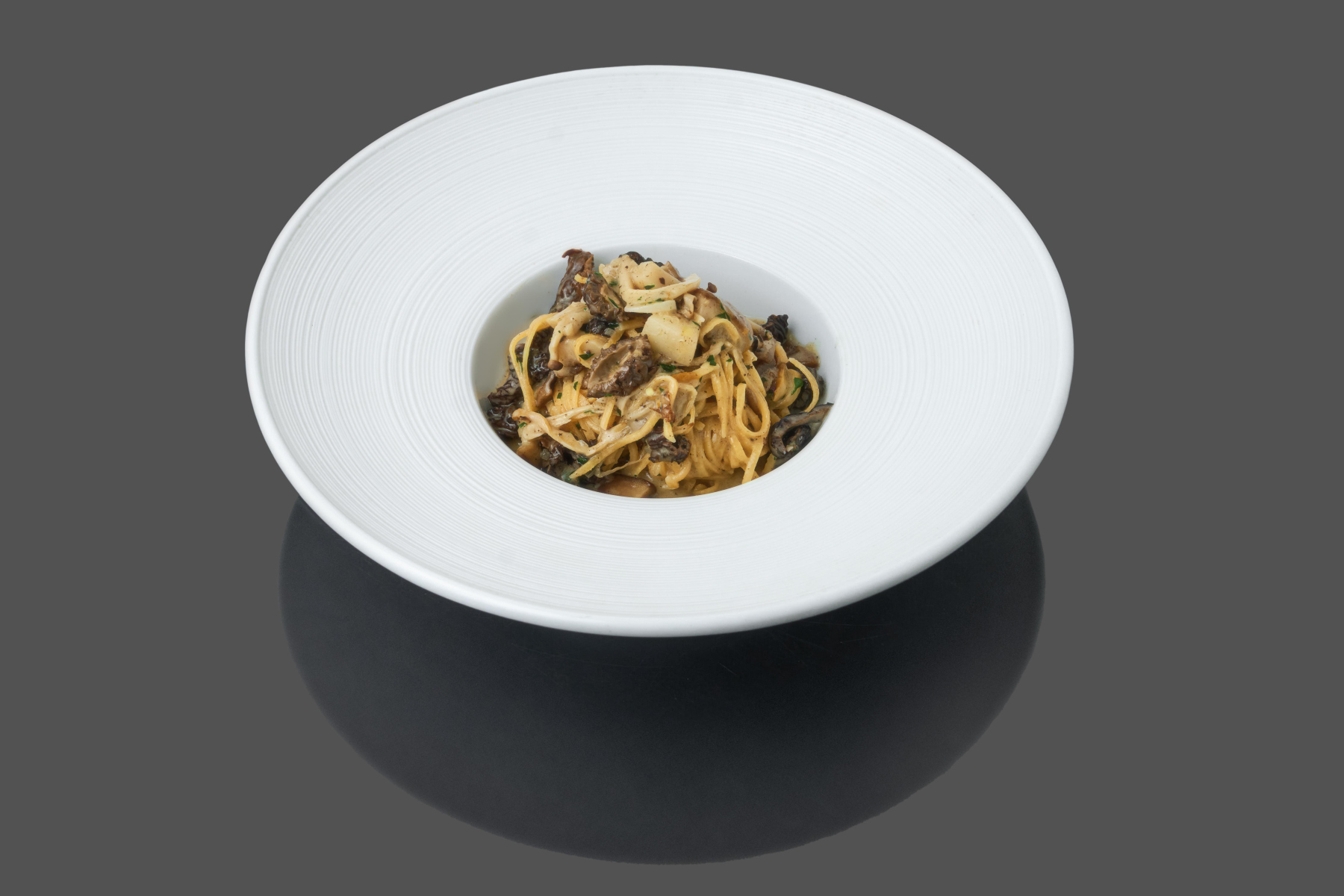 Паста с белыми грибами и трюфелем