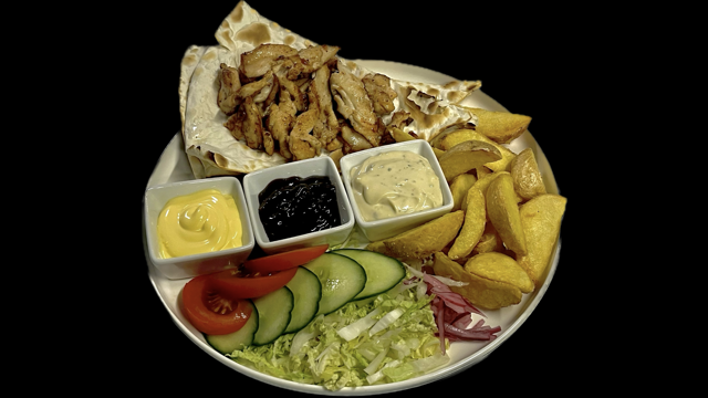 С куриным филе и картофелем по-деревенски