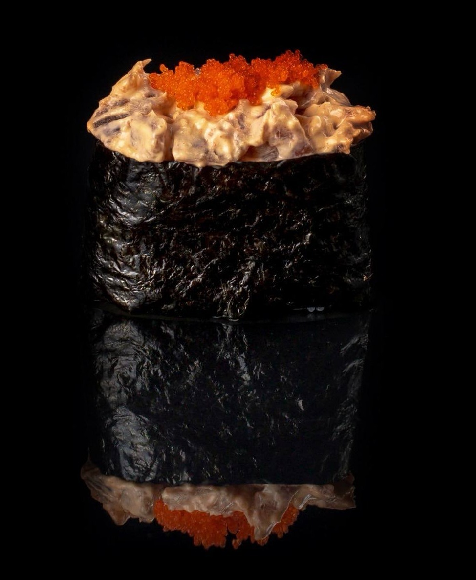Гункан с тунцом
