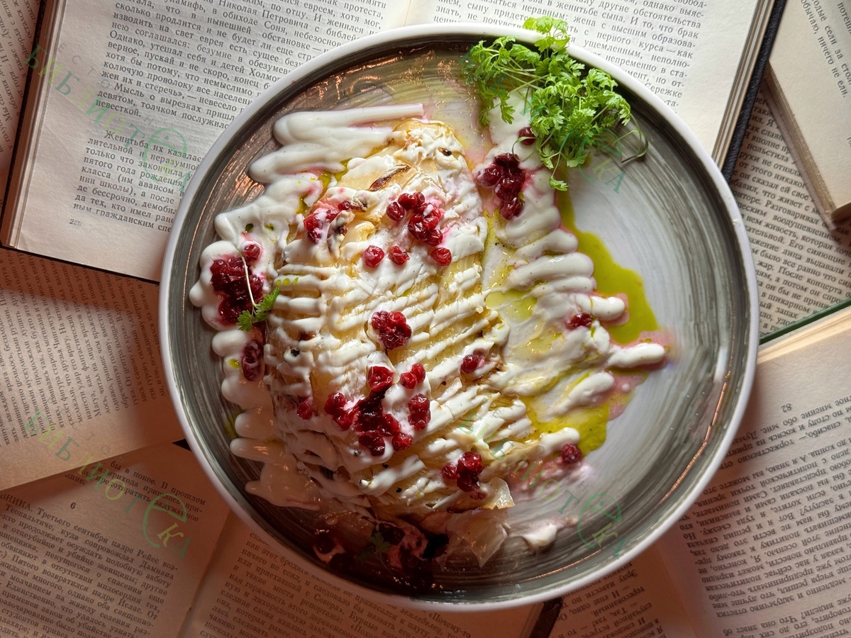 Запеченный стейк из капусты