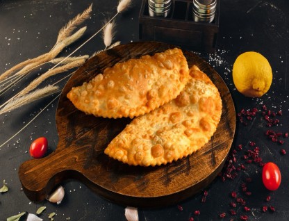 Чебуреки по-телавски с сыром
