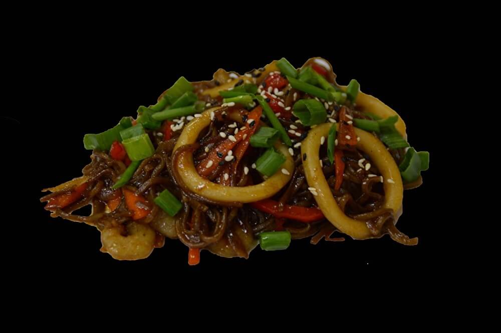 Соба с морепродуктами терияки