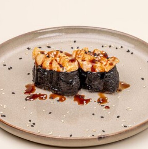 Суши запеченные с кальмаром