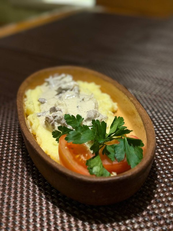 Бефстроганов с пюре 