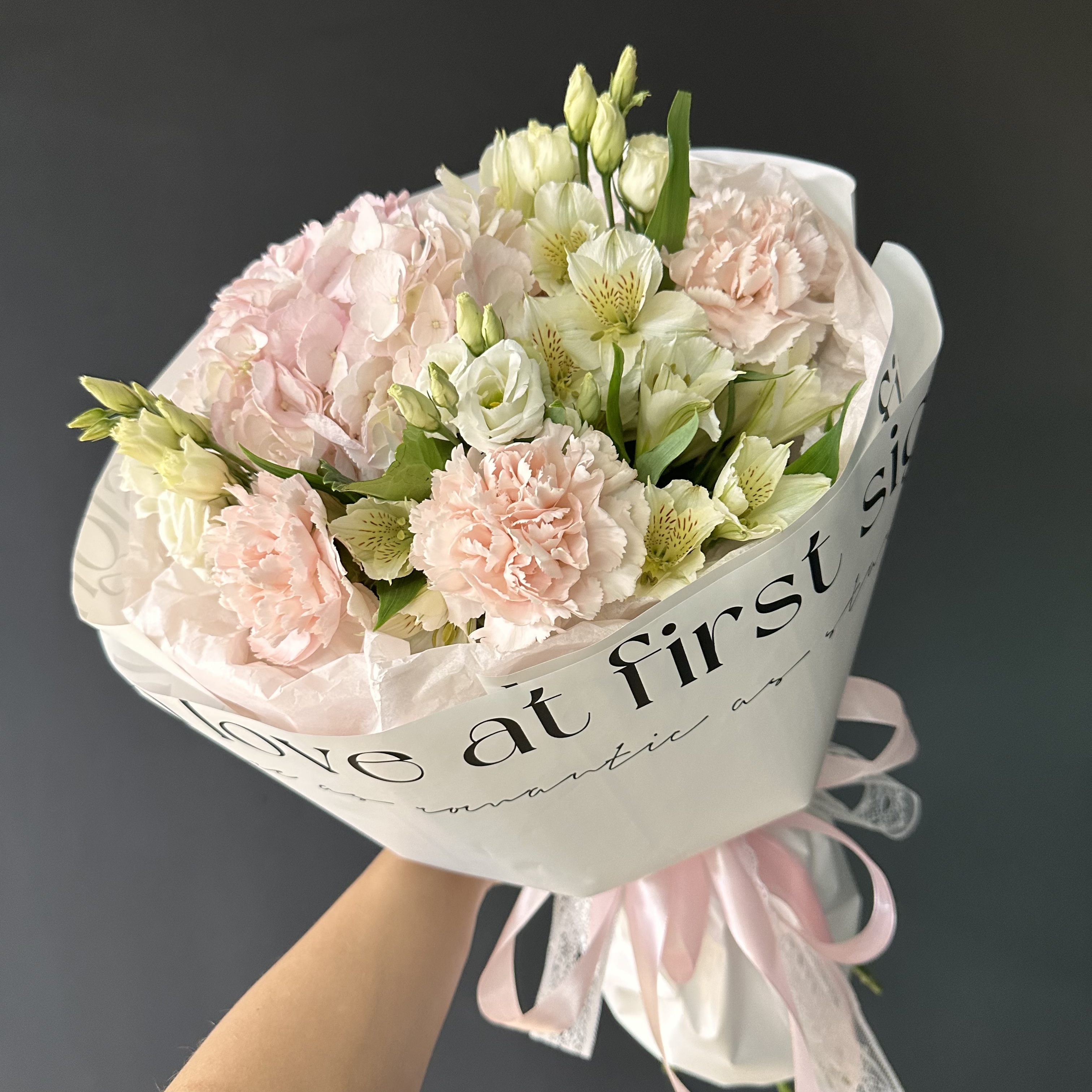 Сборный букет нежный