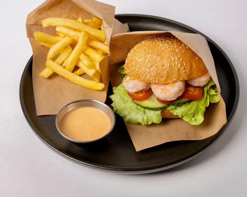 Бургер с креветками