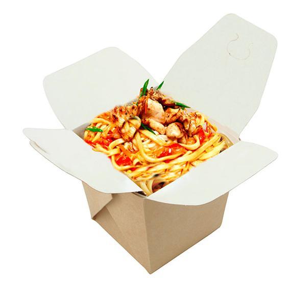 Wok удон с курицей, овощами и терияки