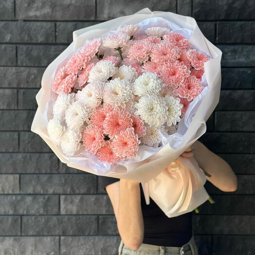 Объемный букет хризантем