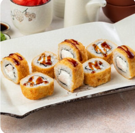 Жареный ролл с курицей