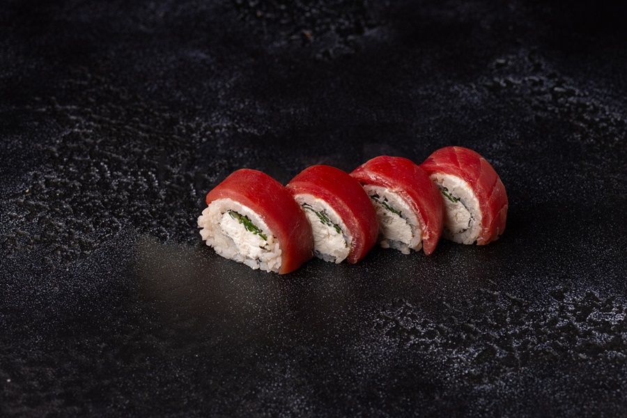 1/2 Сливочный ролл с тунцом