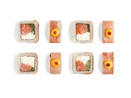 Запечённый ролл Гурман с лососем