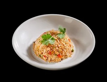 Японский рис с цыпленком и овощами