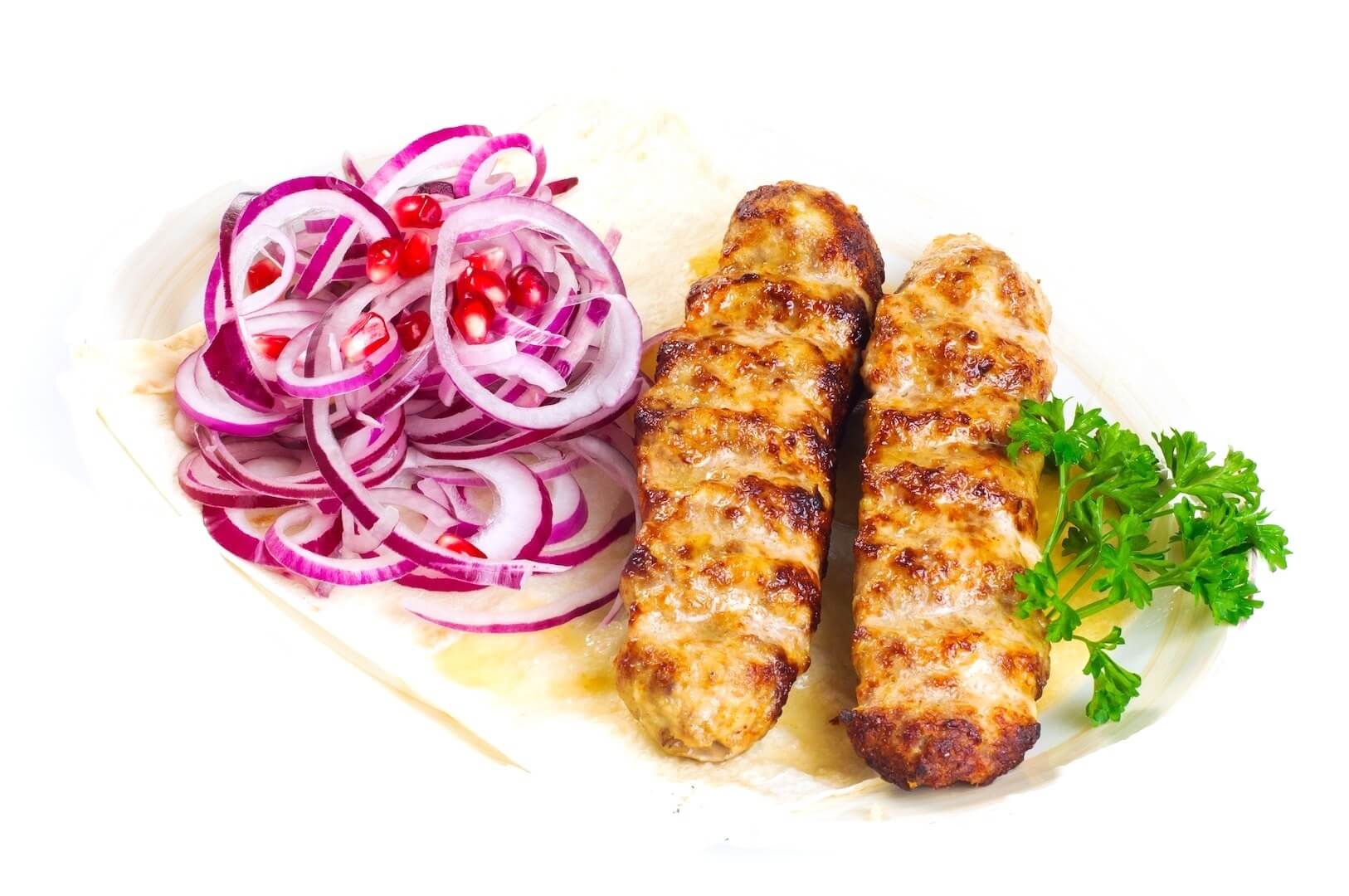 Люля – кебаб из курицы и сыра