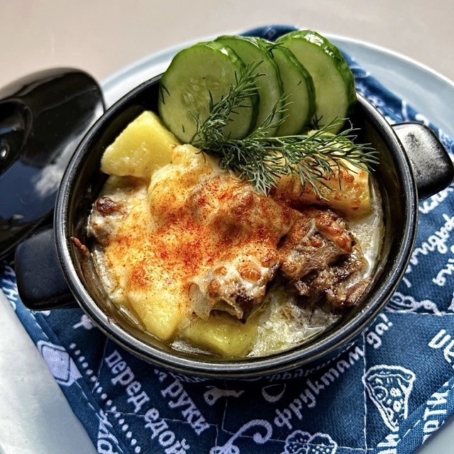 Язык запечённый с картофелем