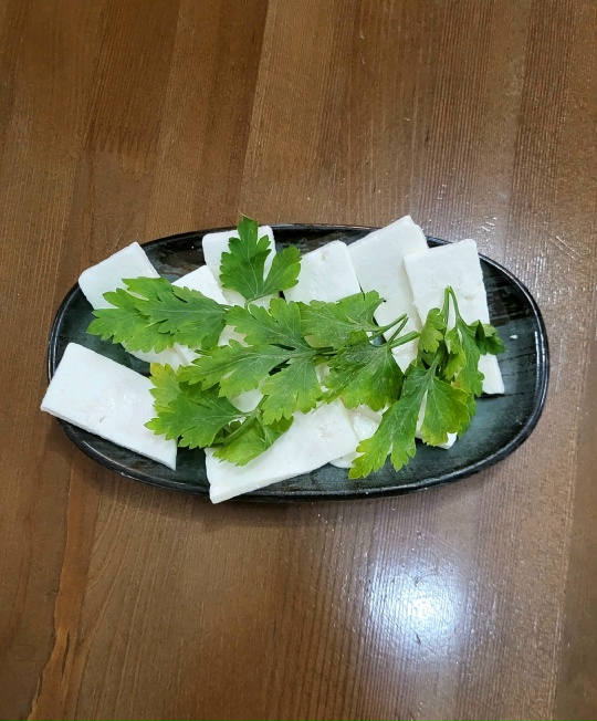 Сыр домашний с зеленью