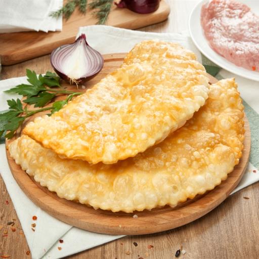 Чебурек со свининой