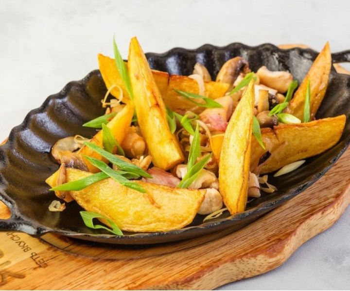 Сковородка по-деревенски с курицей