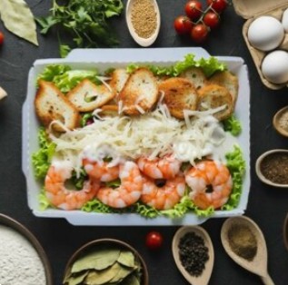 Салат Цезарь с креветкой