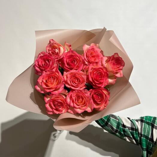 Букет из роз «Сияющей»