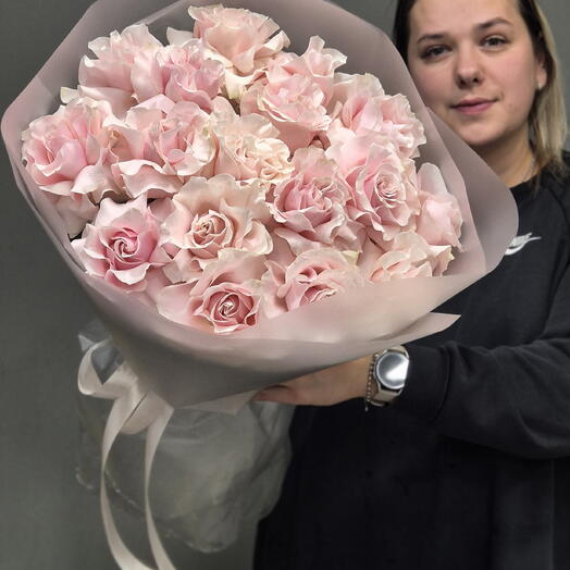 Французские розы,вывернутая роза 