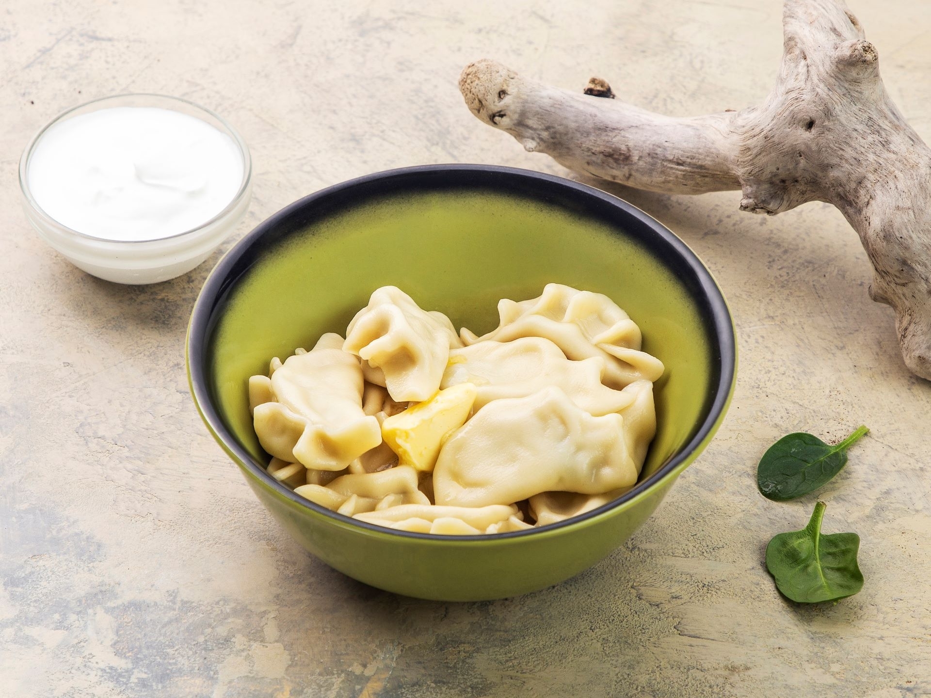 Вареники с вареным картофелем и грибами