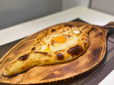 Хачапури по-аджарски
