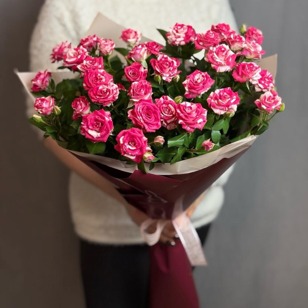 Букет из кустовых роз премиум класса