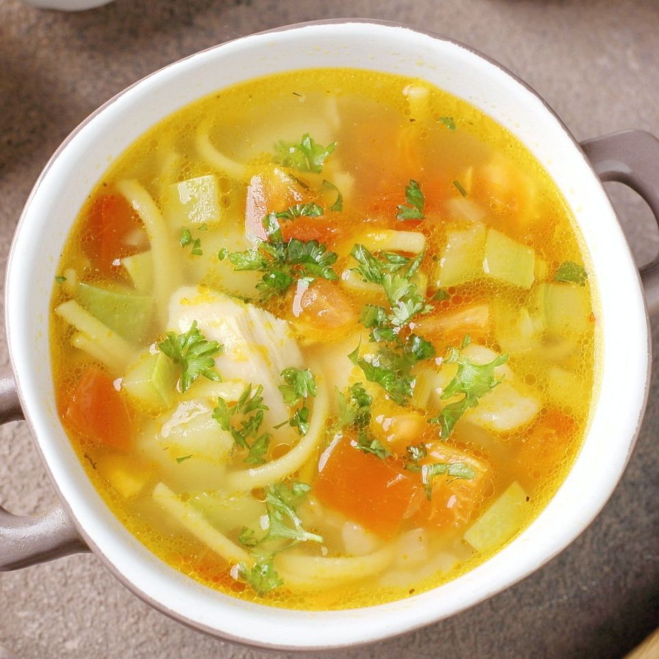 Суп куриный