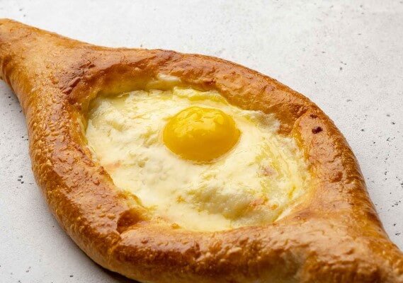 Хачапури по-аджарски