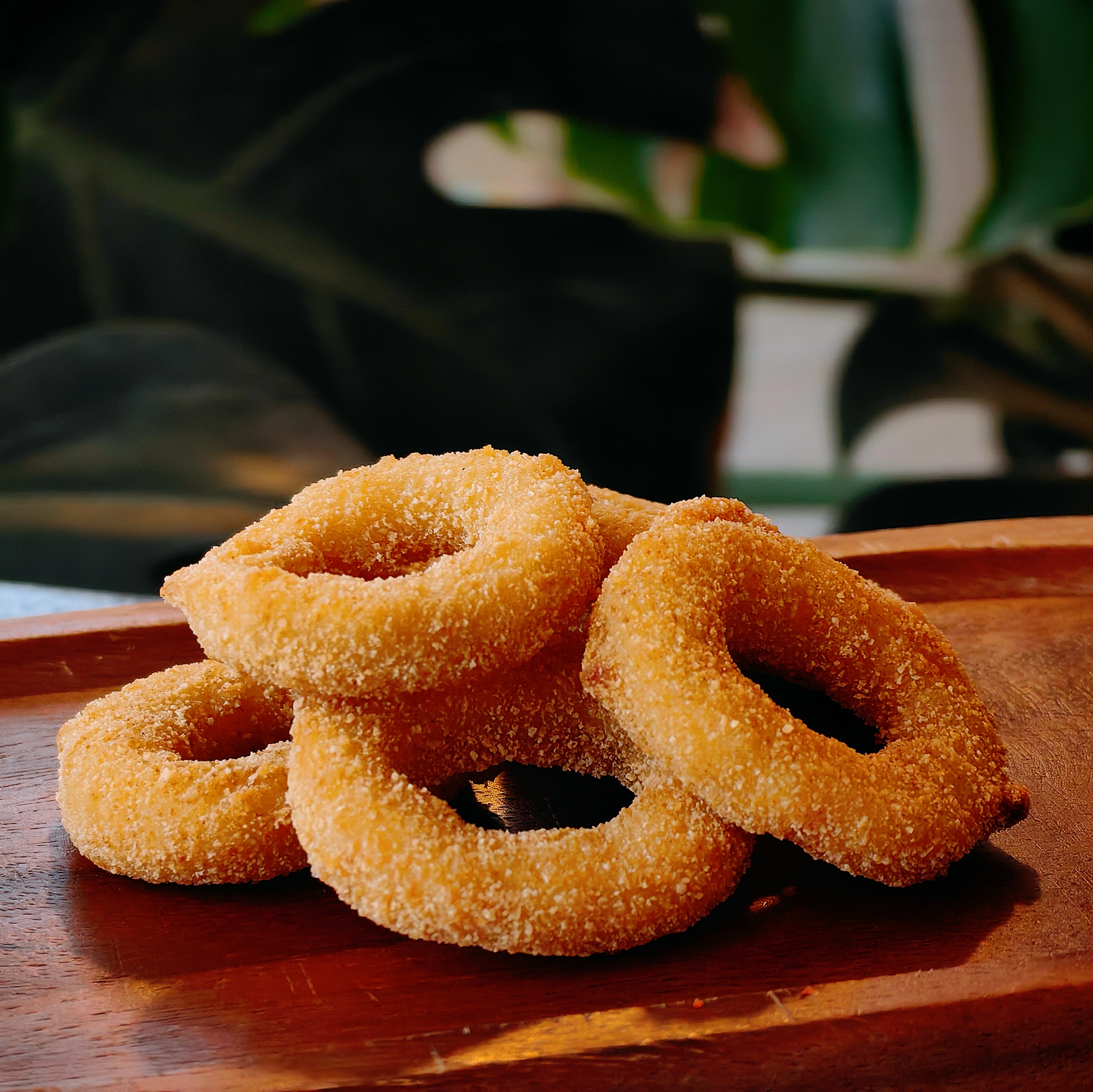 Луковые кольца в хрустящей панировке