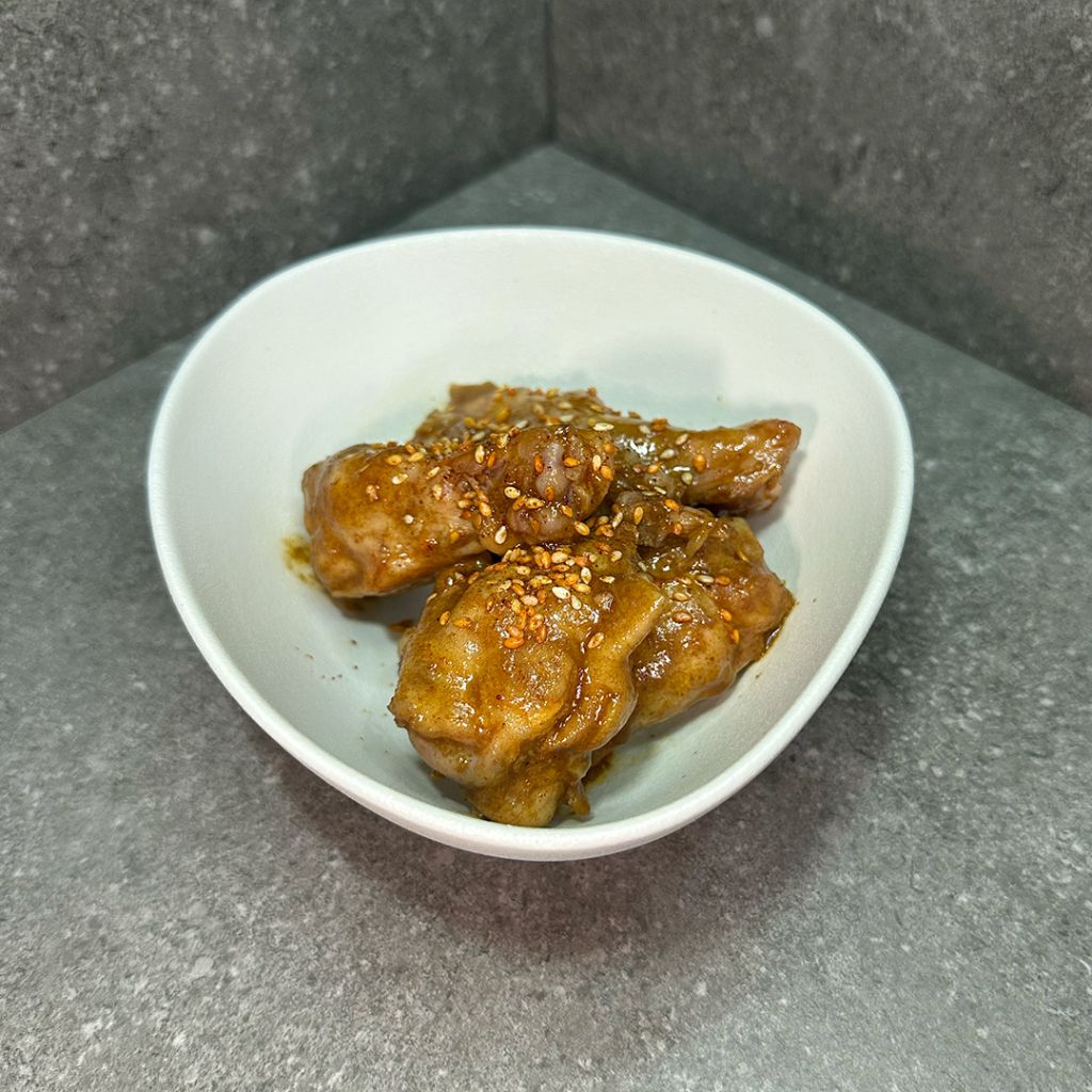 Крылья кола / можжевельник / кимчи