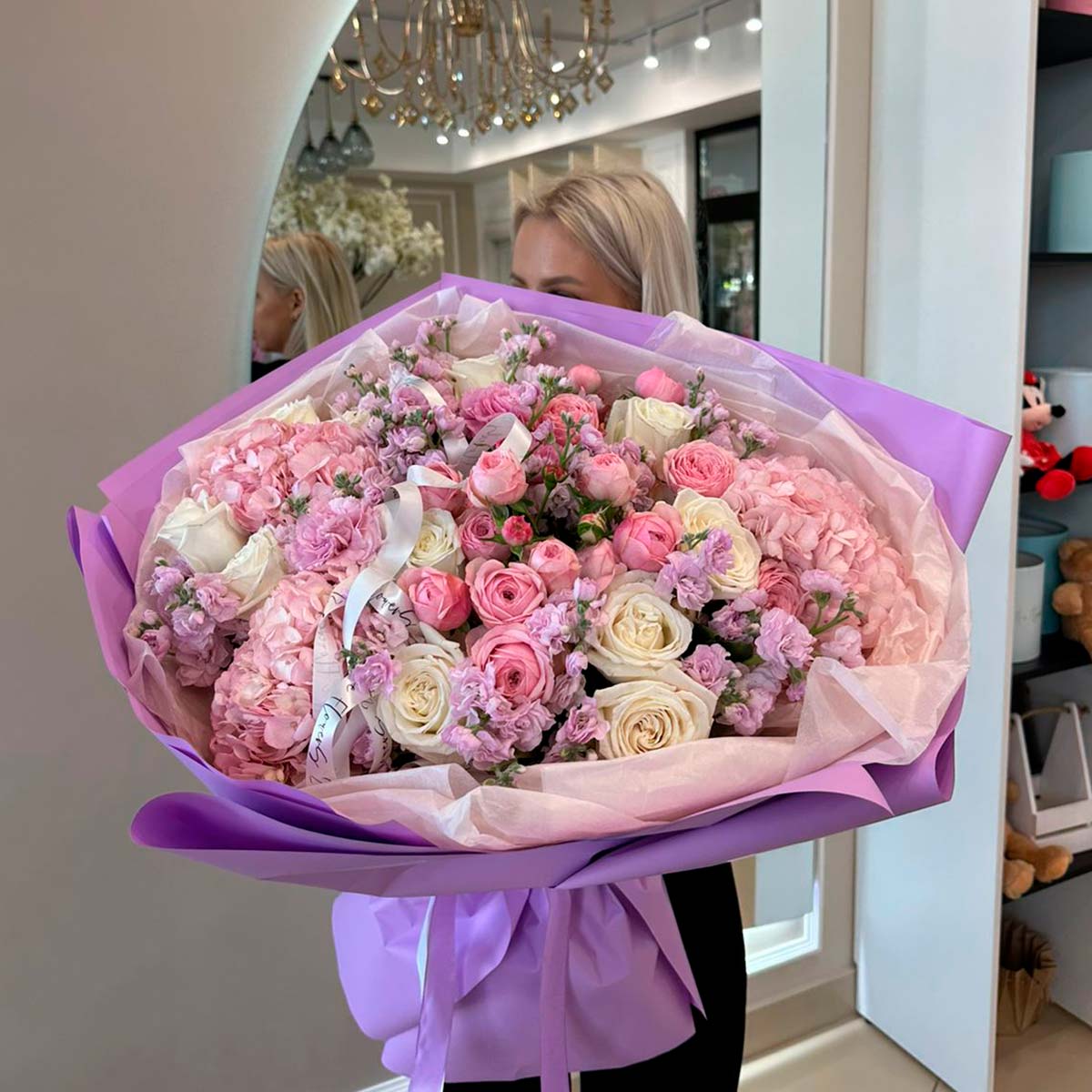 Авторский букет (предзаказ) 713