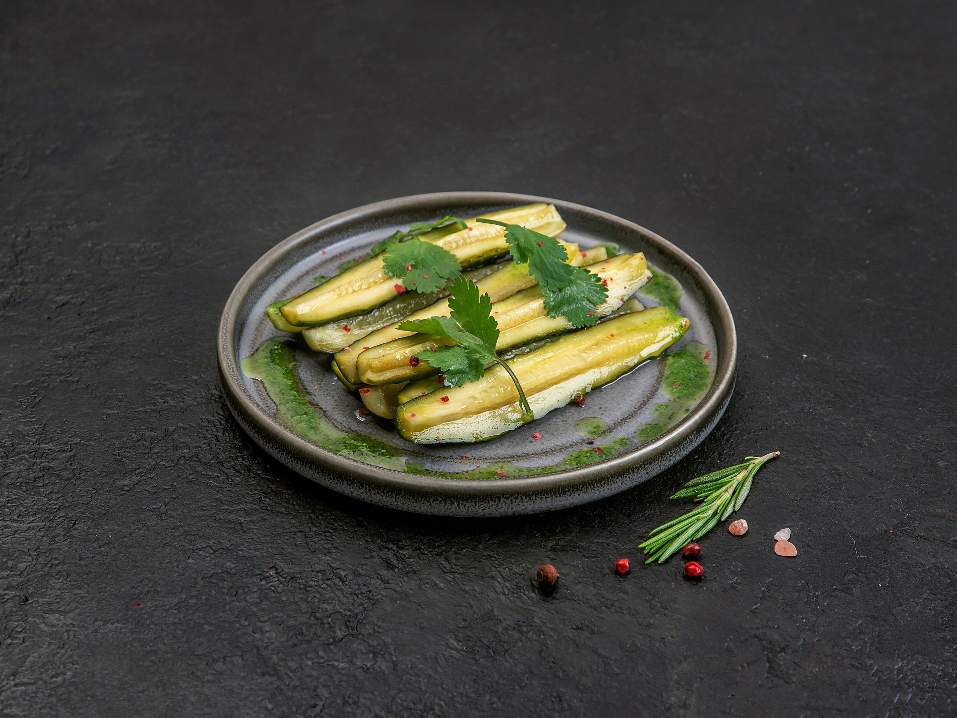 Битые огурцы